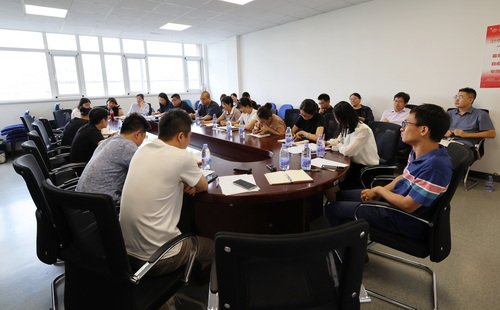副部长张文辉出席